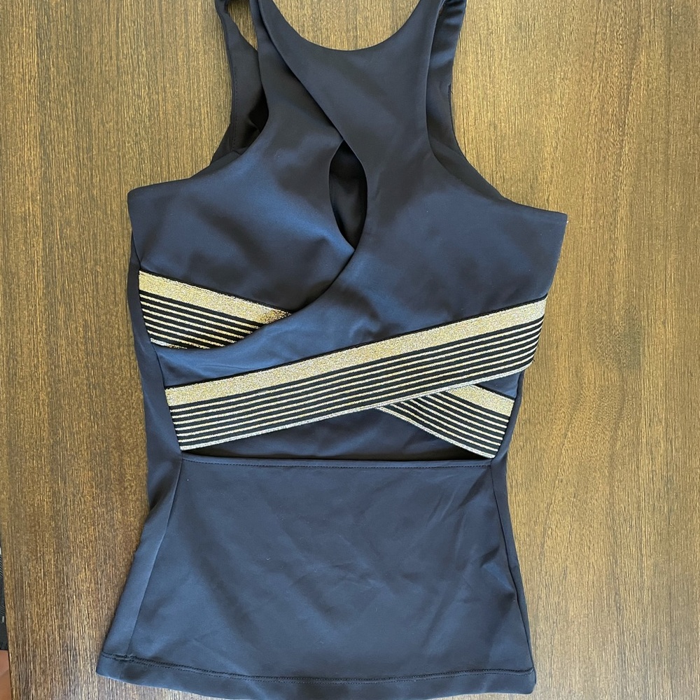 Nylora open back tank NWOT